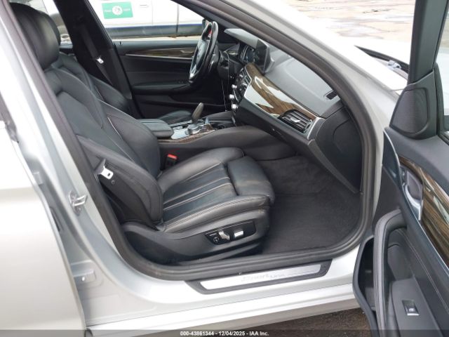 2018 BMW 540I WBAJE5C54JWA98569 Photo 4