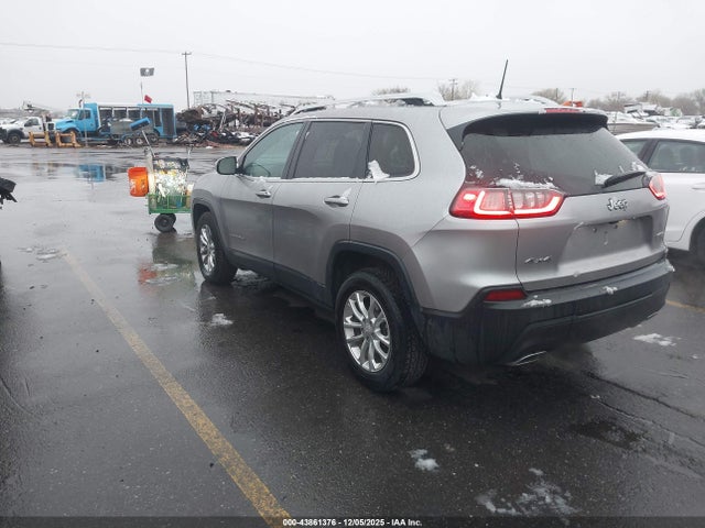 2019 JEEP CHEROKEE 1C4PJMCX3KD132421 Photo 2