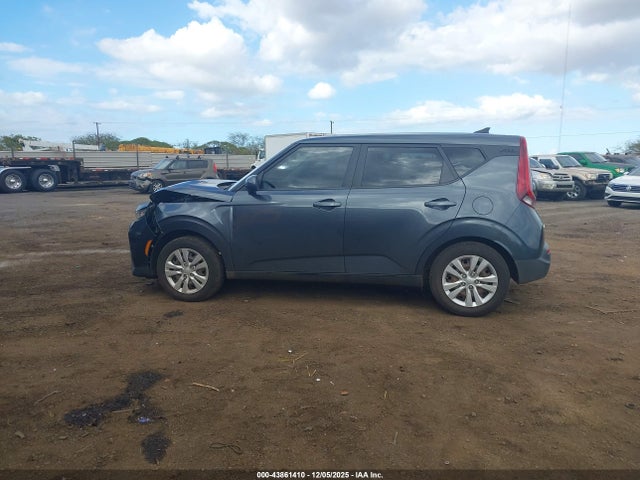 KNDJ23AU7M7747657 KIA SOUL LX