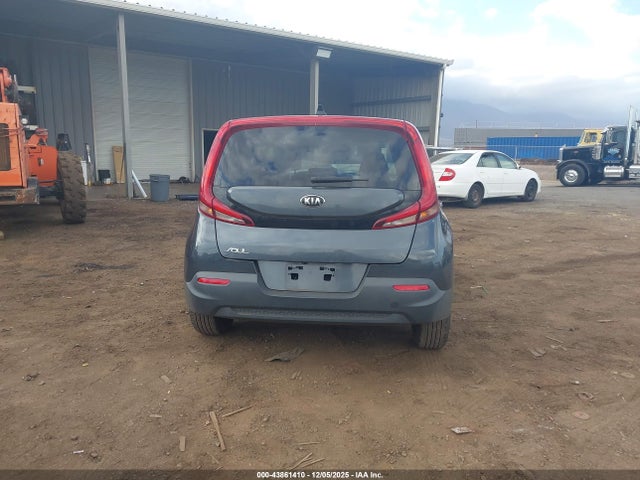 KNDJ23AU7M7747657 KIA SOUL LX