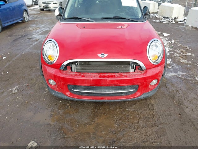 2012 MINI COOPER WMWSU3C56CT543472 Photo 5