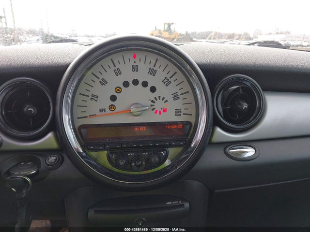 2012 MINI COOPER WMWSU3C56CT543472 Photo 6