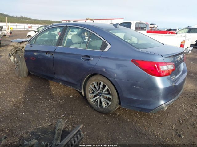 2018 SUBARU LEGACY 4S3BNAC67J3003462 Photo 2
