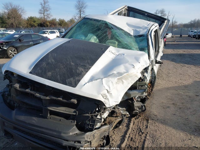 Продажа на аукционе авто 2019 Ram 1500 Classic Warlock  4x4 6'4 Box, vin: 1C6RR7GT5KS741667, номер лота: 43861476