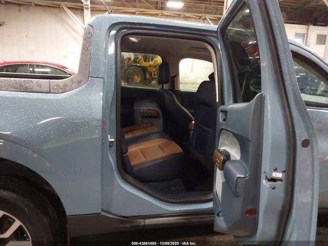 3FTTW8E39NRA94478 Ford Maverick Lariat