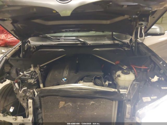 2017 BMW X5 5UXKR2C30H0X07495 Photo 9