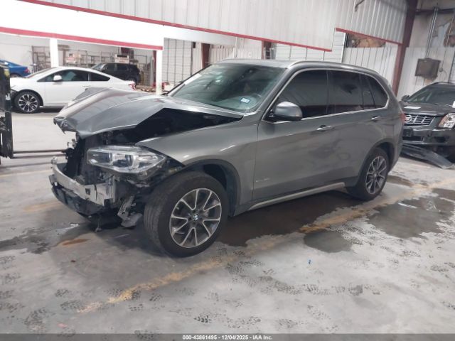 2017 BMW X5 5UXKR2C30H0X07495 Photo 1