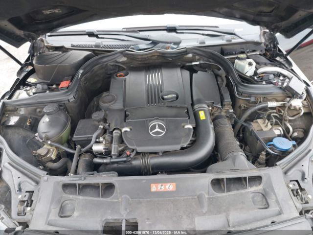 2013 MERCEDES-BENZ C 250 WDDGF4HB8DR279831 Photo 9