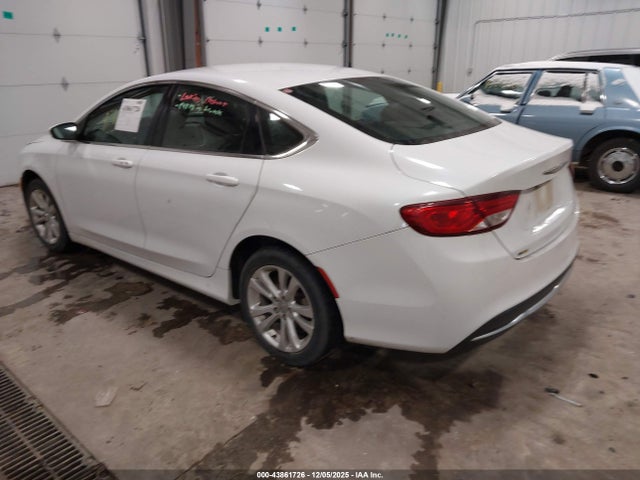 Chrysler 200 Limited 2015 1C3CCCAB4FN576311 Image 3