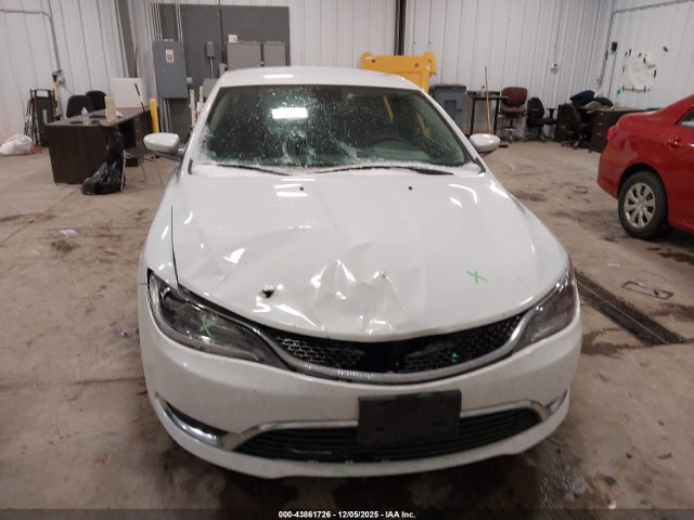 Chrysler 200 Limited 2015 1C3CCCAB4FN576311 Image 6