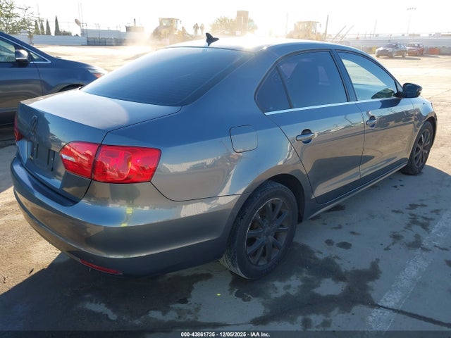 Продажа на аукционе авто 2013 Volkswagen Jetta Se, vin: 3VWDP7AJ3DM357962, номер лота: 43861735