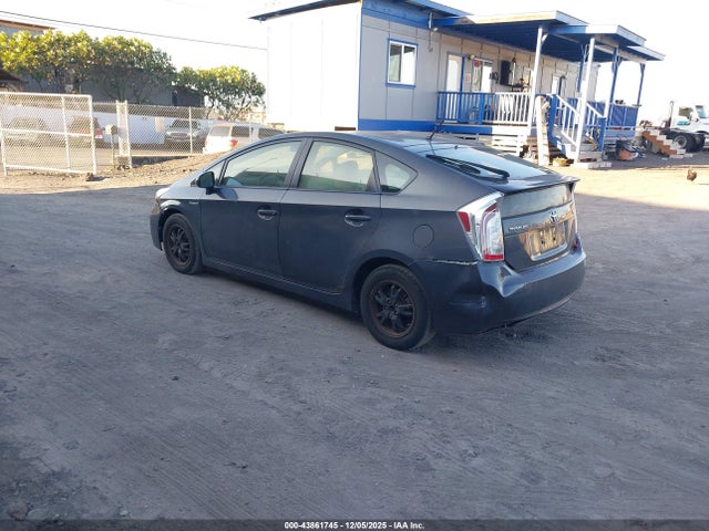 Toyota Prius Five/four/three/two 2014 JTDKN3DU2E0383570 Image 3