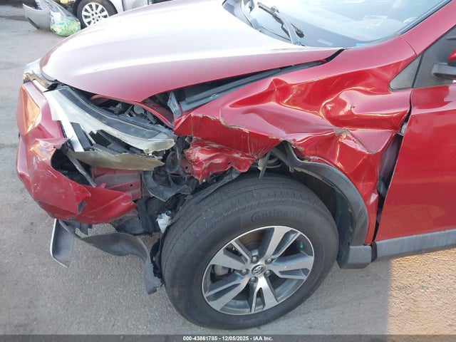 2T3WFREV8GW255664 Toyota Rav4 Xle