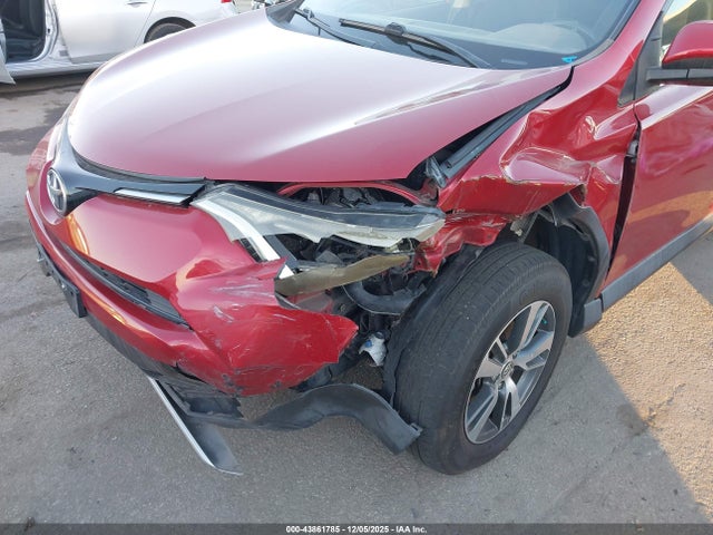 2T3WFREV8GW255664 Toyota Rav4 Xle