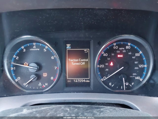 2T3WFREV8GW255664 Toyota Rav4 Xle