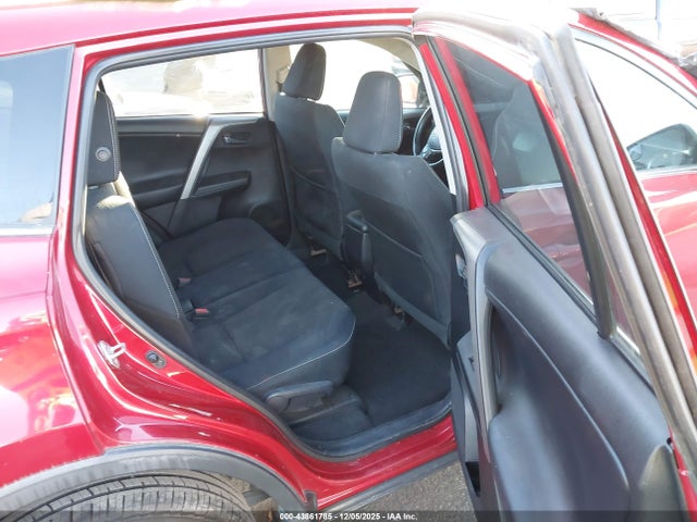 2T3WFREV8GW255664 Toyota Rav4 Xle