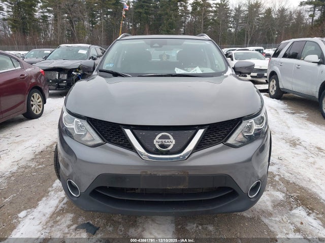 JN1BJ1CR5KW323470 Nissan Rogue Sport Sv