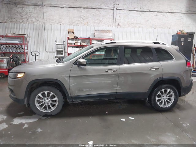 Jeep Cherokee Latitude 4x4 2019 1C4PJMCB6KD486681 Image 17