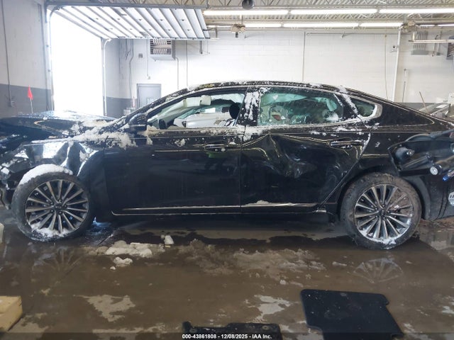 Продаж на аукціоні авто 2017 Kia Cadenza Premium, vin: KNALC4J14H5071992, номер лоту: 43861808
