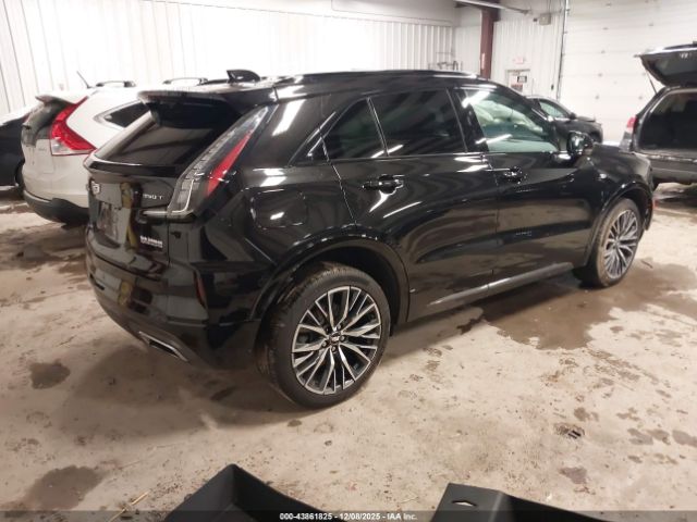 2024 CADILLAC XT4 1GYFZFR49RF109862 Photo 3