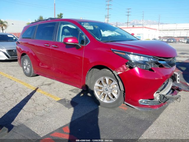 2022 TOYOTA SIENNA 5TDJRKEC5NS092736