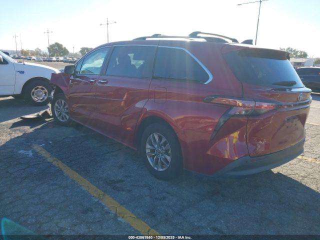 2022 TOYOTA SIENNA 5TDJRKEC5NS092736 Photo 2