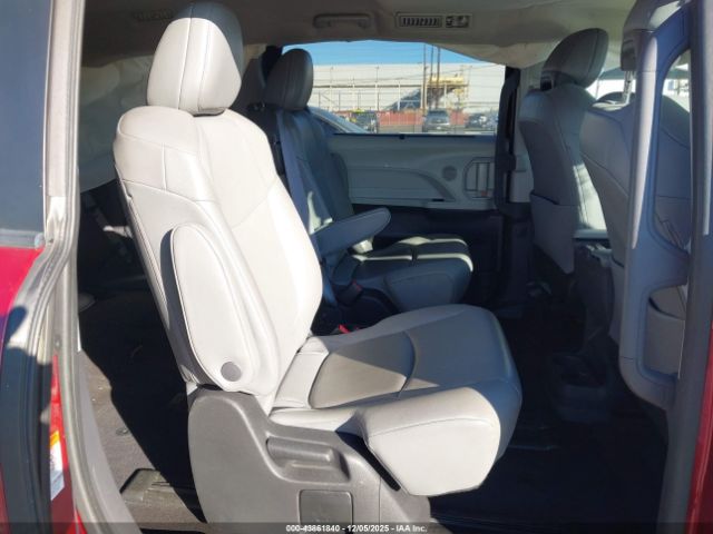 2022 TOYOTA SIENNA 5TDJRKEC5NS092736 Photo 7