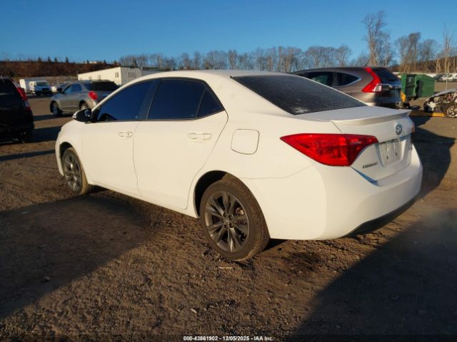2017 TOYOTA COROLLA 5YFBURHE5HP710854 Photo 2