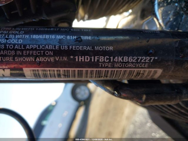 2019 HARLEY-DAVIDSON FLHR 1HD1FBC14KB627227 Photo 9