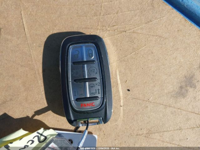 2024 CHRYSLER PACIFICA HYBRID 2C4RC1S73RR137645 Photo 10