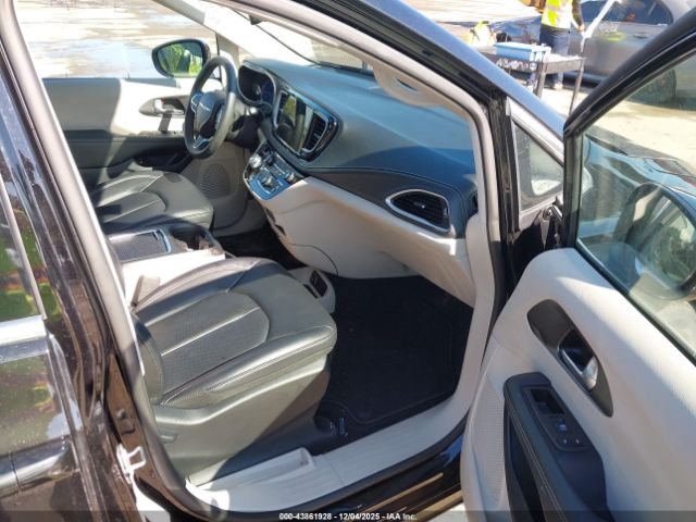 2024 CHRYSLER PACIFICA HYBRID 2C4RC1S73RR137645 Photo 4