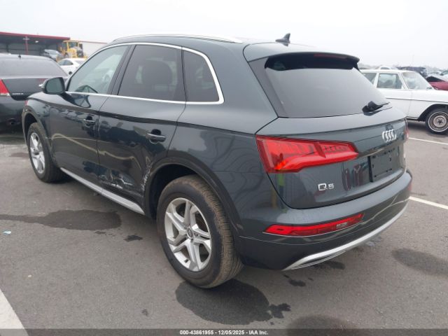 2018 AUDI Q5 WA1BNAFY4J2106819 Photo 2