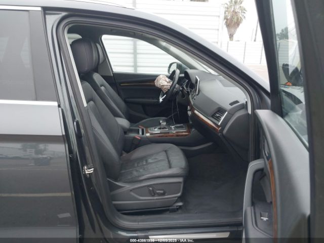 2018 AUDI Q5 WA1BNAFY4J2106819 Photo 4