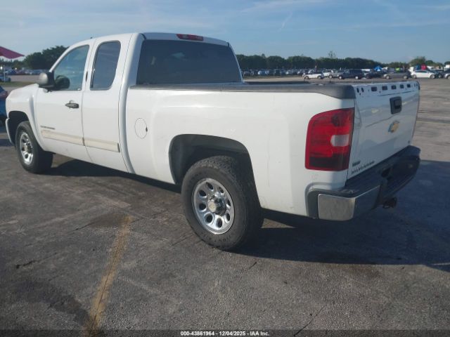 2011 CHEVROLET SILVERADO 1500 1GCRCSEA0BZ153780 Photo 2