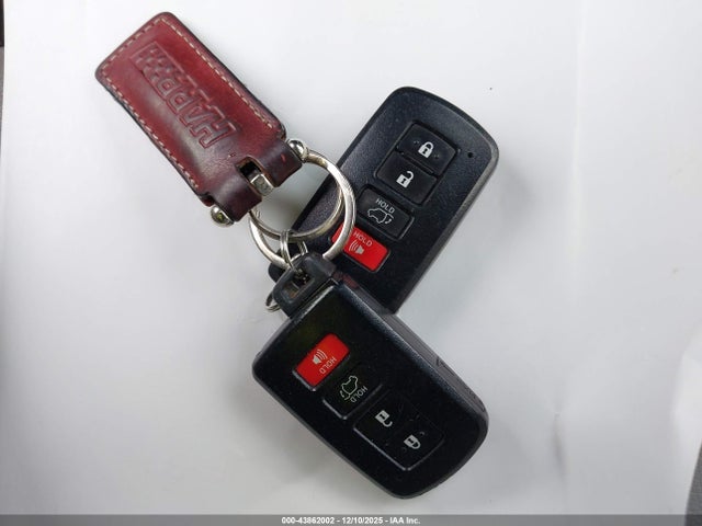 Toyota Rav4 Limited 2017 JTMDFREV8HJ701268 Image 11