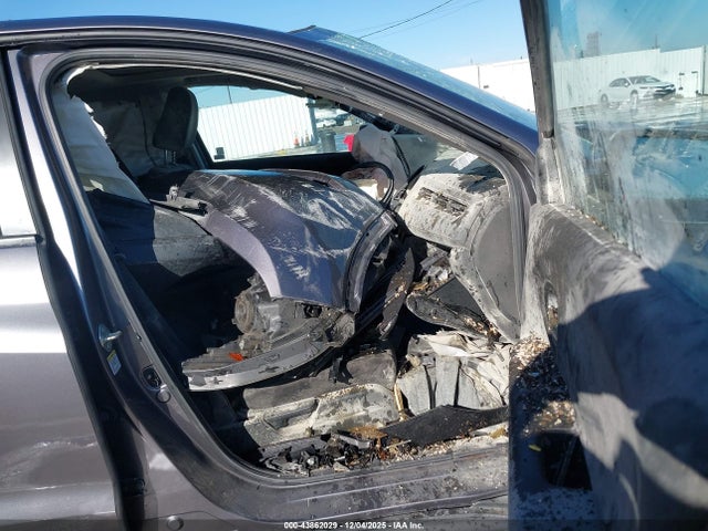 3CZRU5H56GM734166 Honda HR-V EX