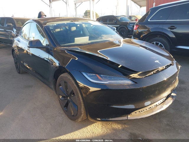 2025 TESLA MODEL 3 5YJ3E1EAXSF043111 Photo 0