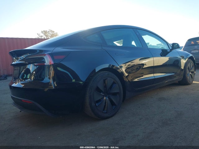 2025 TESLA MODEL 3 5YJ3E1EAXSF043111 Photo 3