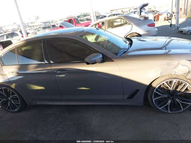 BMW 540I 2021 WBA53BJ0XMWW89424 Image 13