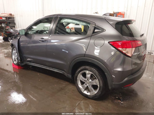 3CZRU6H35JG722312 Honda HR-V LX