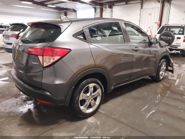 3CZRU6H35JG722312 Honda HR-V LX
