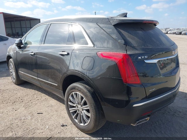 2019 CADILLAC XT5 1GYKNDRS1KZ286553 Photo 2