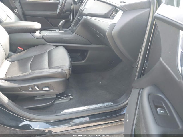 2019 CADILLAC XT5 1GYKNDRS1KZ286553 Photo 4