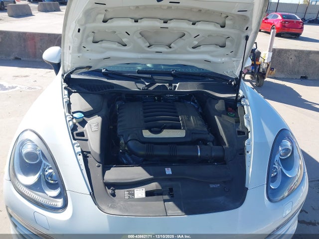 2012 PORSCHE CAYENNE WP1AA2A22CLA11855 Photo 9