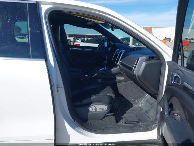 2012 PORSCHE CAYENNE WP1AA2A22CLA11855 Photo 4