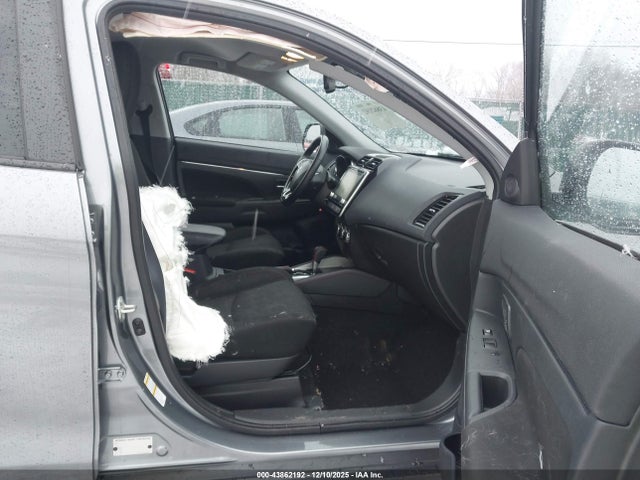 2022 MITSUBISHI OUTLANDER SPORT JA4ARUAUXNU011746 Photo 4