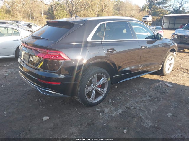 43862225 :رقم المزاد ، WA1AVAF18KD017310 vin ، 2019 Audi Q8 55 Premium مزاد بيع