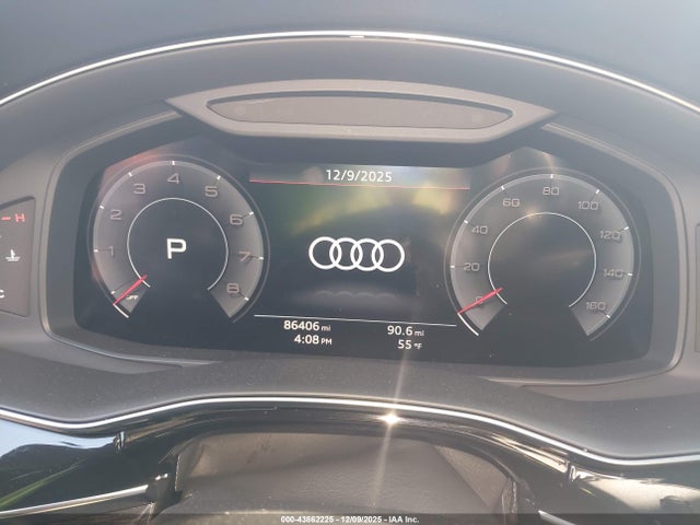43862225 :رقم المزاد ، WA1AVAF18KD017310 vin ، 2019 Audi Q8 55 Premium مزاد بيع