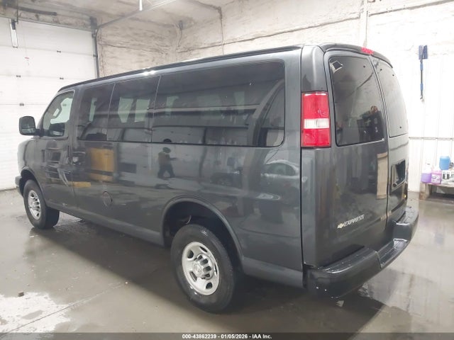 1GNWGEFG7H1101699 Chevrolet Express 2500 Ls
