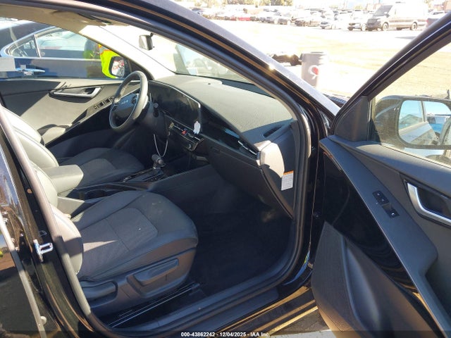 KIA Niro Ex Touring 2025 KNDCR3LE7S5282266 Image 5